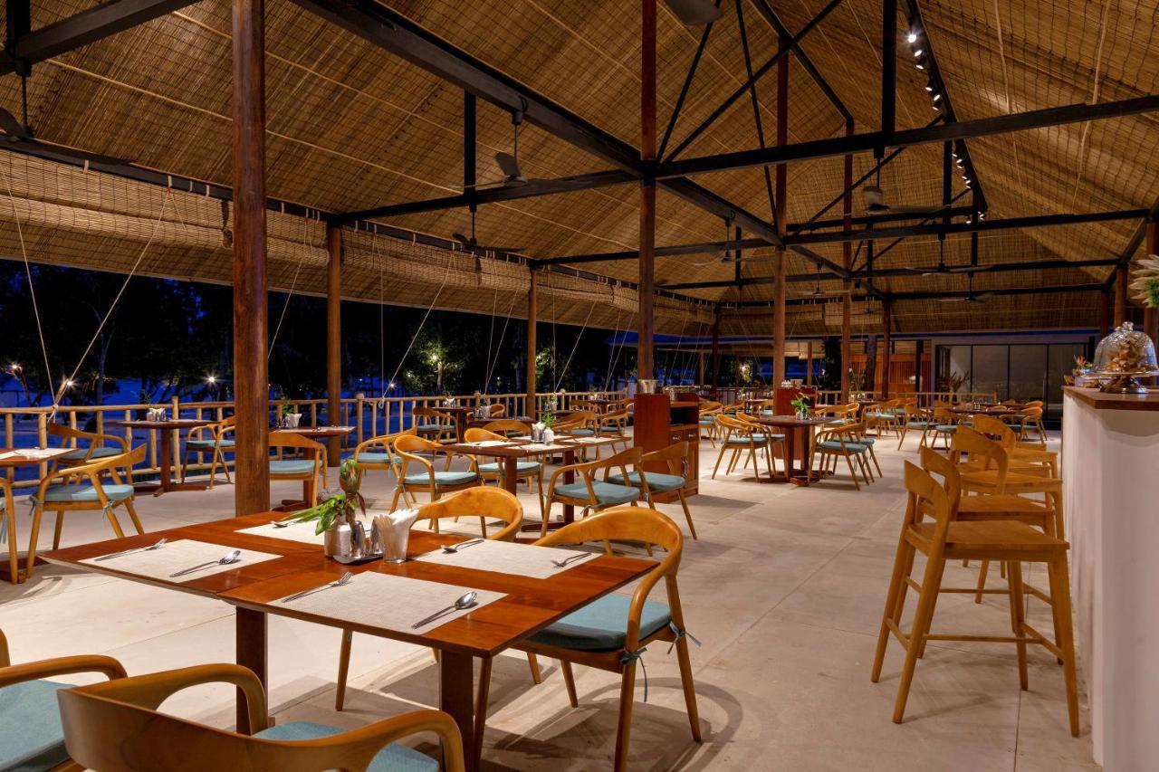 Hotel Island Center Point Koh Rong Sanloem Exteriér fotografie