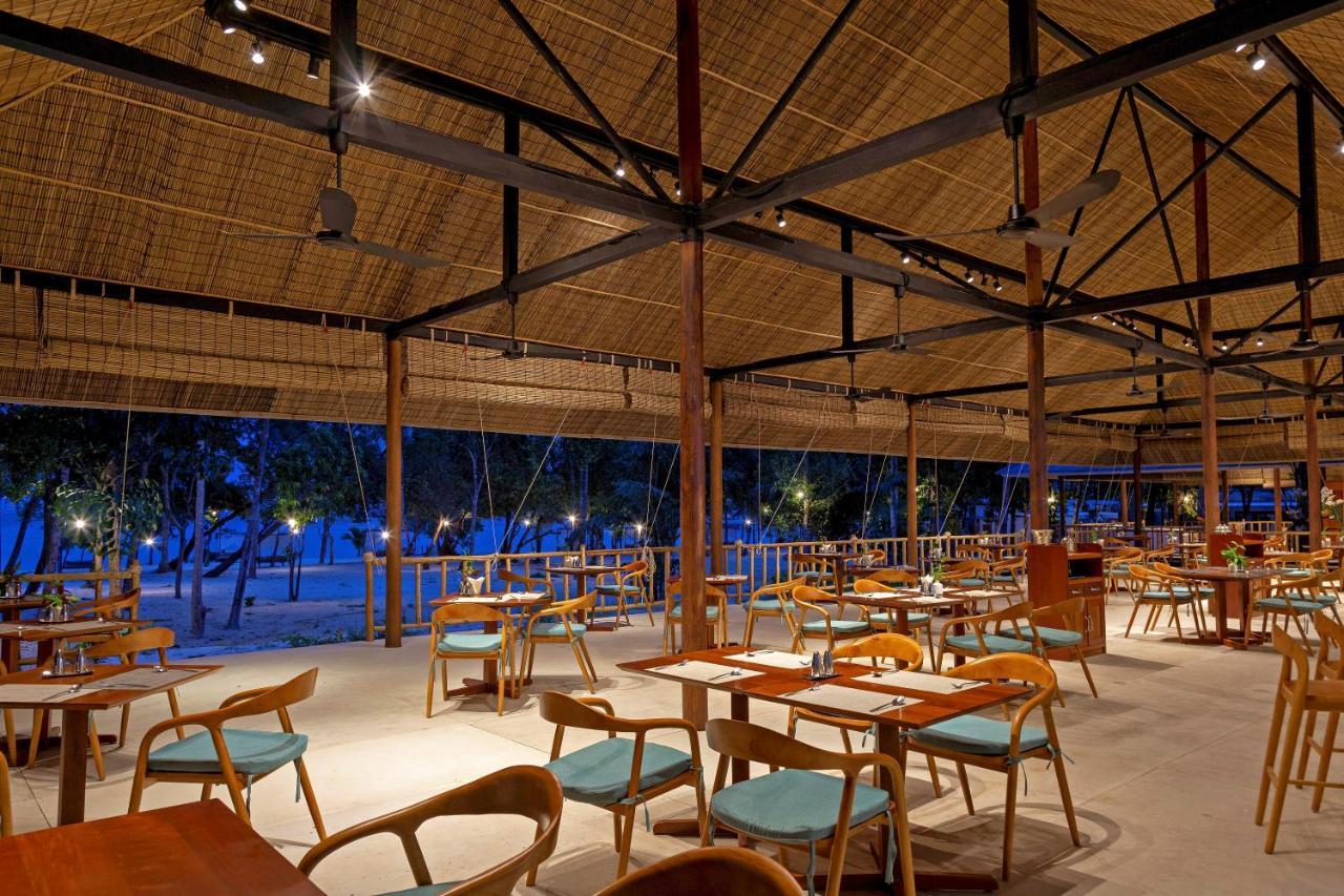 Hotel Island Center Point Koh Rong Sanloem Exteriér fotografie